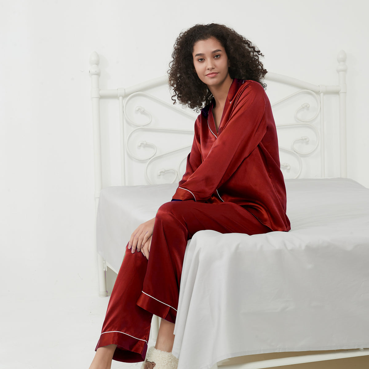 Classic Silk Pajamas Set For Women
